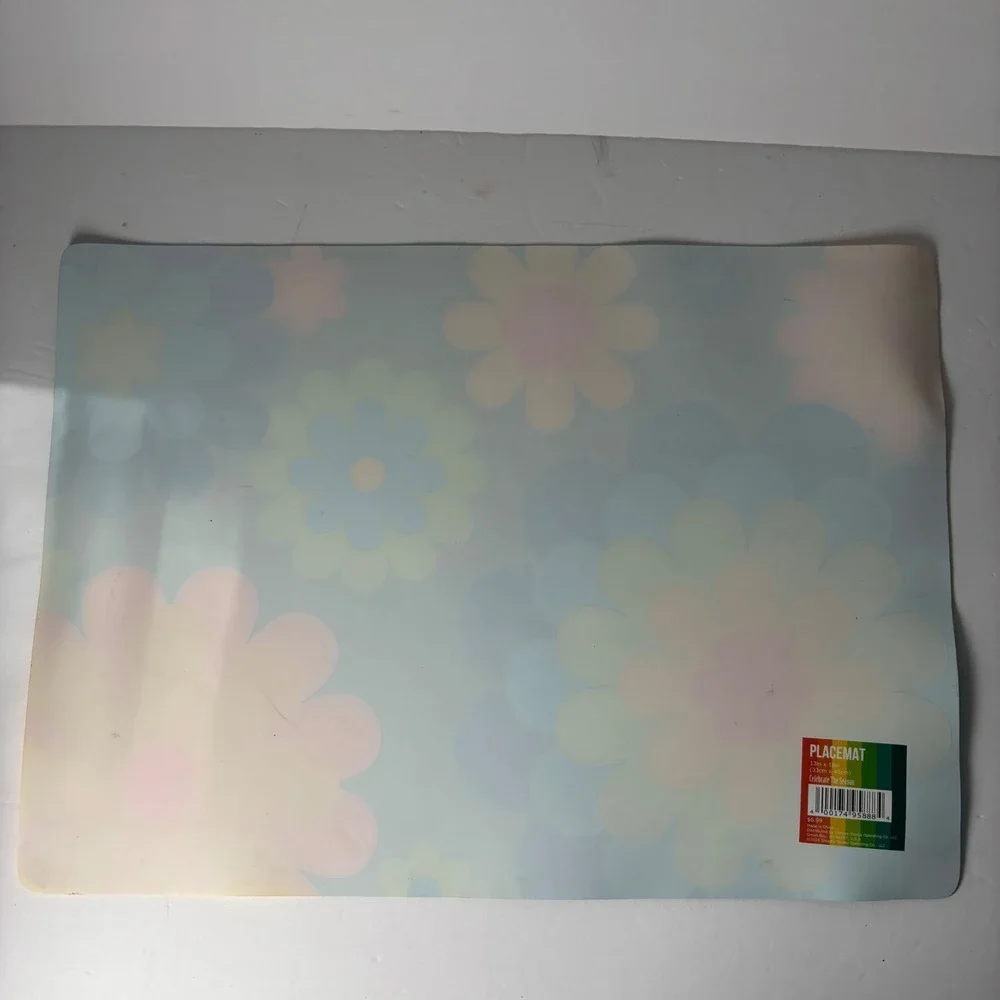Retro Groovy Floral Daisy Placemats Set of 4 13x18 Green Blue Plastic  Flower